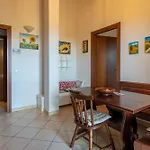 Di Contignano Διαμέρισμα